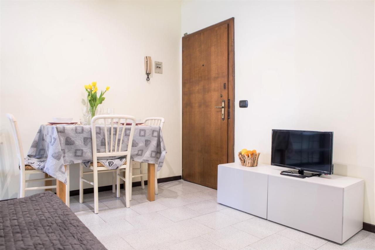 Centro Storico Oltretorrente Apartment Парма Екстериор снимка