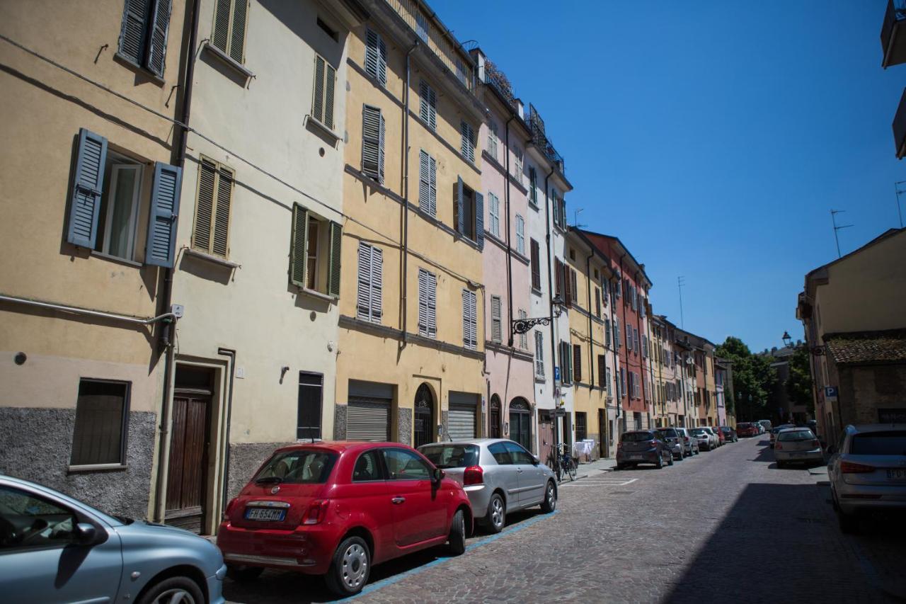 Centro Storico Oltretorrente Apartment Парма Екстериор снимка